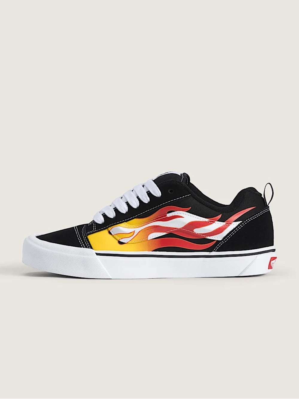 Vans Black Low-Top men’s Sneakers with Red and Yellow Flame Graphic VN000EE6Y09